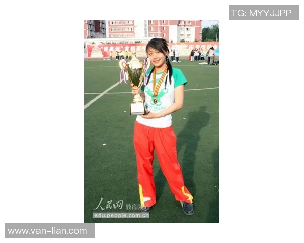 张娜的滑板人生:从街头到赛场的深度对话与成长故事